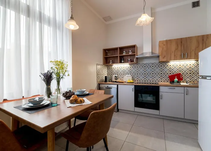 Be Happy Apartments